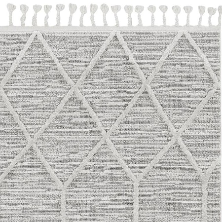 Homeroots 63 x 91 in. Ivory, Grey Polyester Rug 375673